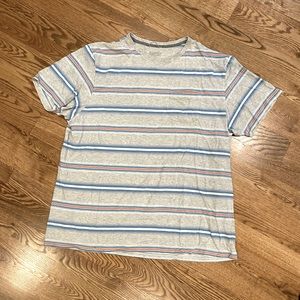 Mens Patagonia XXL pocket tee shirt